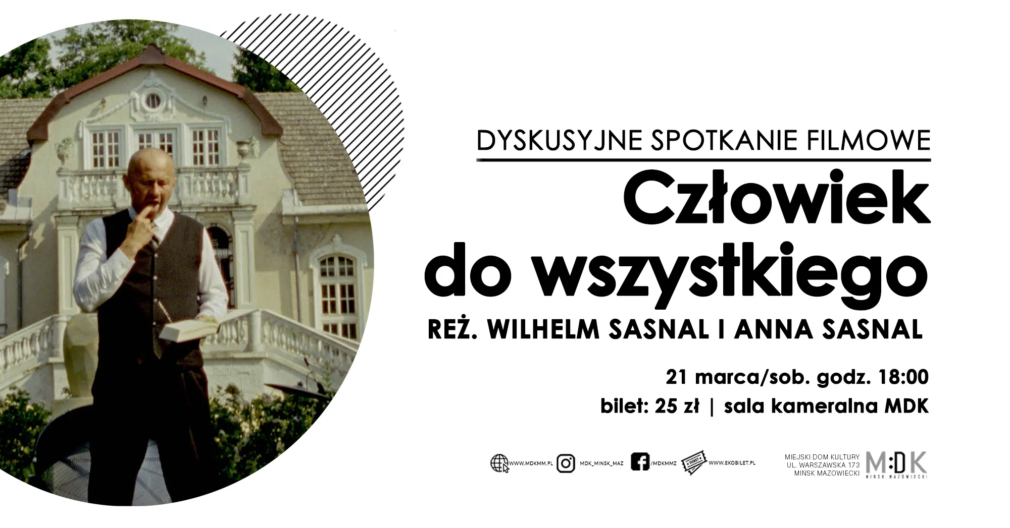 Kliknięcie powiększy obraz. Starszy mężczyzna w kamizelce trzyma książkę i dotyka palcem ust. Przed nim stoi ozdobna willa, scena na zewnątrz w ciągu dnia. Po prawej duża biała plansza z czarną typografią i drobnymi logotypami u dołu.